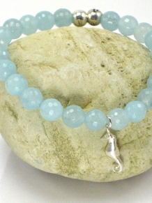 Blue Jade Bracelet with Seahorse